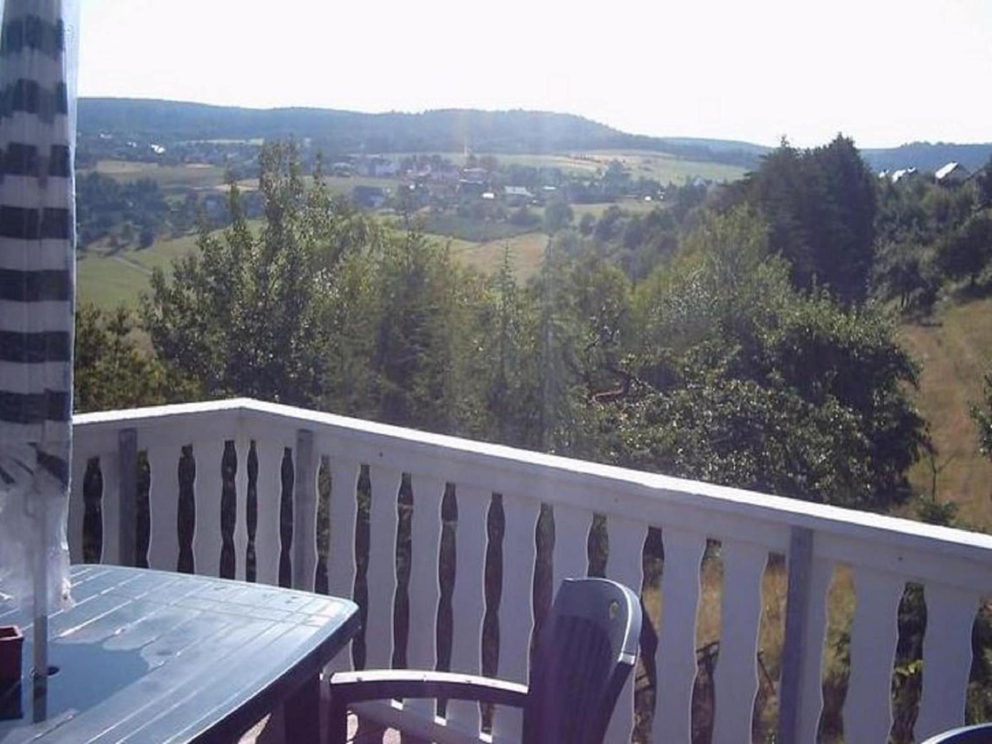 Charming Apartment In Morbach Germany With Terrace Thalfang Eksteriør bilde